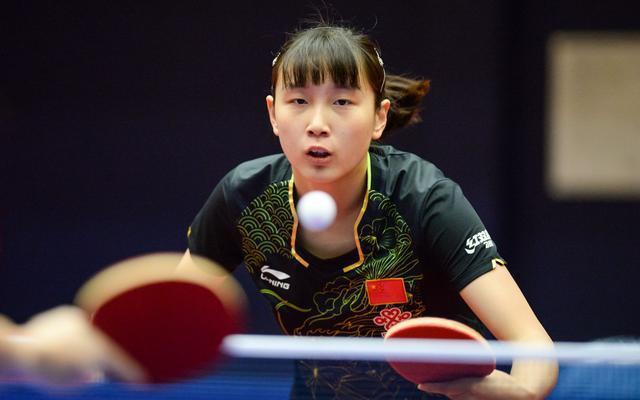 他以绝对优 他以绝对优