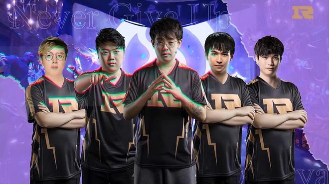 现代足球已 现代足球已