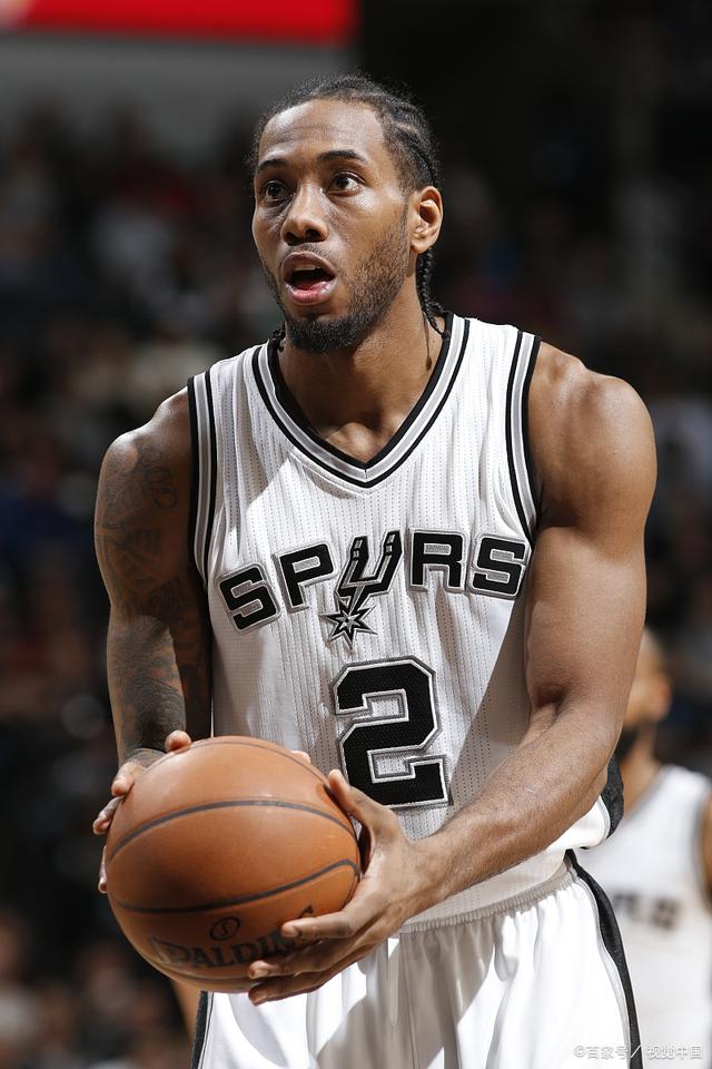 坚持解读为 坚持解读为