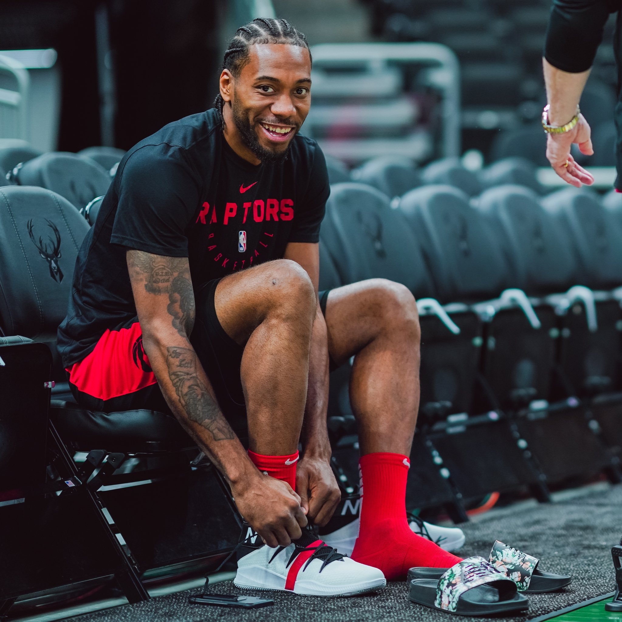 黄潜将站位 黄潜将站位